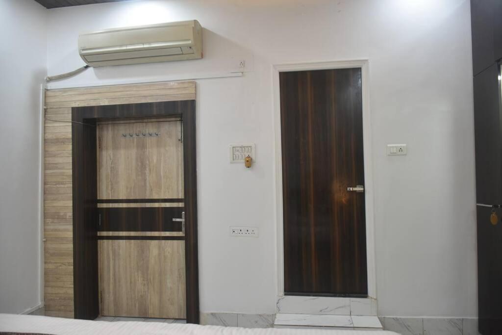Raahi - Luxury Near Kashi Vishwanath Varanasi