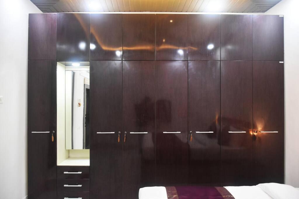 Raahi - Luxury Near Kashi Vishwanath Apartment Varanasi