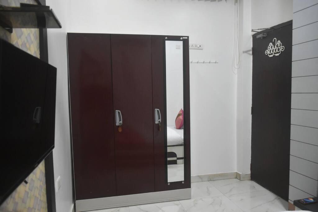 Raahi - Luxury Near Kashi Vishwanath Apartment