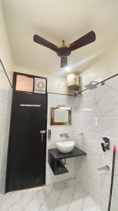 Apartment Raahi - Luxury Near Kashi Vishwanath *