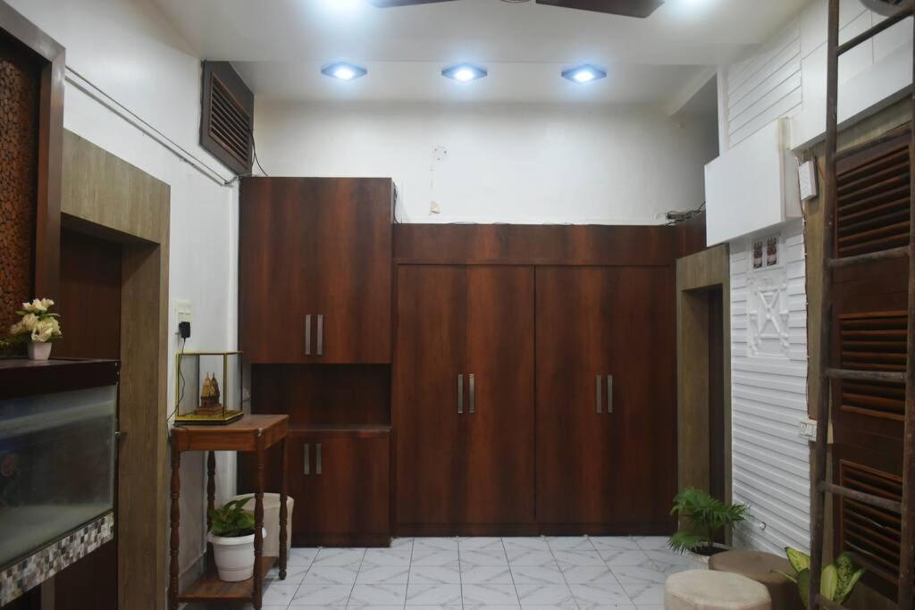 Raahi - Luxury Near Kashi Vishwanath Apartment